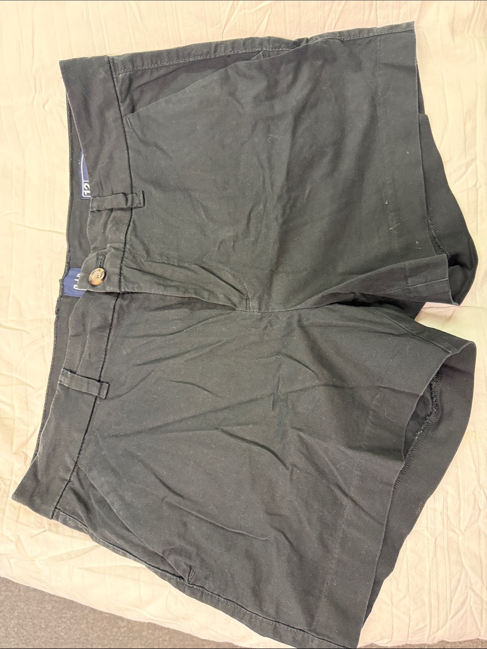 GAP Black Women’s Flat-Front Shorts
